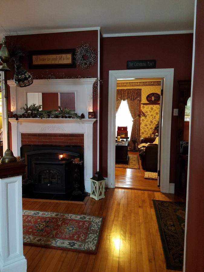 The Perkins House Bed and Breakfast Cornish Exteriör bild